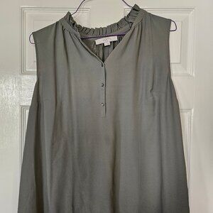 Loft Plus Olive Green Shell Sleeveless Shirt Ruffled Collar Size 16